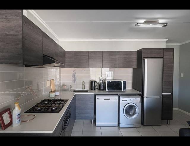 1 BEDROOM APARTMENT FOR SALE IN PETERVALE